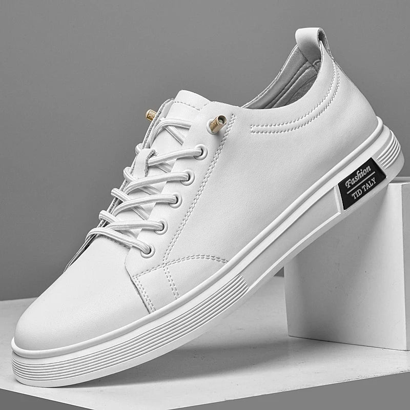 Casual Shoes, Cowhide Sports Shoes, Flat Shoes, Classic Men's Casual Shoes, Spring and Autumn New Styles, Trendy Casual Shoes