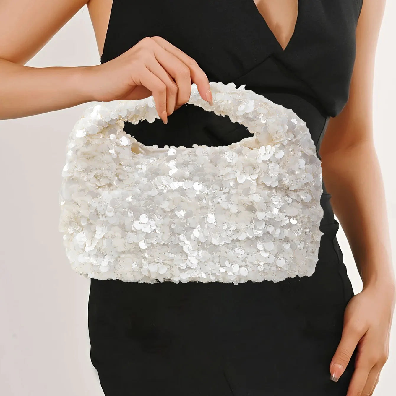 Women White Sequins Hobo Handbag Shiny Bucket Bag Elegant Evening Clutch Bag for Wedding Party Exquisite Small Tote Female Purse