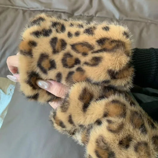 High Quality Leopard Faux Rabbit Fur Gloves Women Half Finger Gloves Winter Warm Fur Fingerless Gloves Handmade Furry Mittens