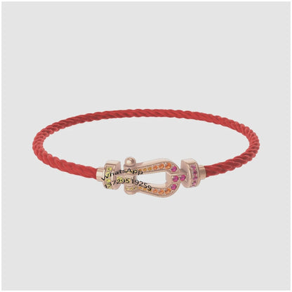 The 2026 new model of high-quality, fashionable and elegant bracelets, suitable for exquisite and high-end women to wear.
