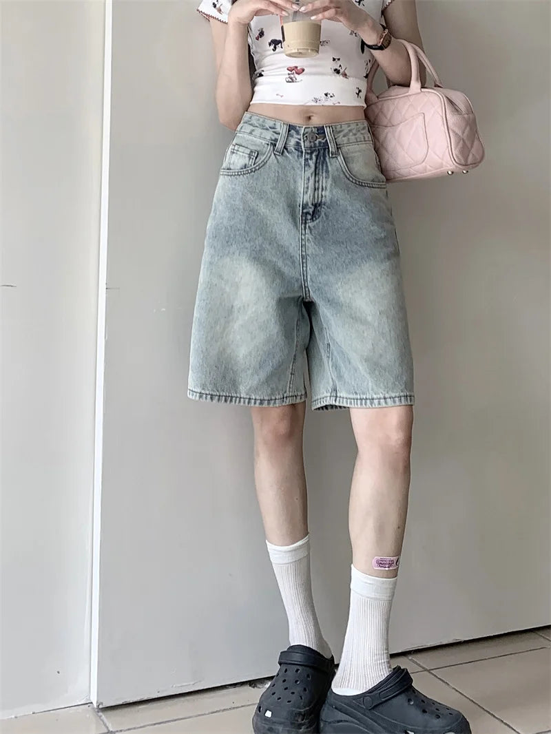 Trendy Women's Y2K High Waist Light Wash Oversized Denim Shorts Bermuda Length Wide Leg Trousers for 2026