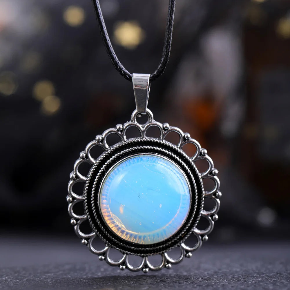 Lace Agate Necklace Vintage Style Round Pendant Necklace Handmade Necklace Gemstone Necklace Crystal Stone Necklace for Women