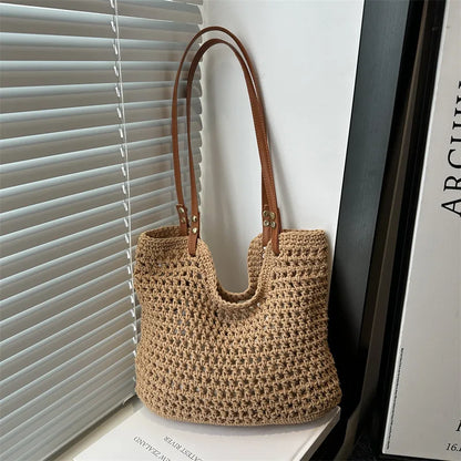 Hand Woven Shoulder Bag 2025 New Large Capacity Commuting Straw Woven Women Tote Bag Leisure Beach Vacation Straw Woven Bag
