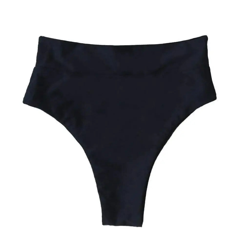 Black Swimsuits & Swim Trunks Can Be Freely Matched