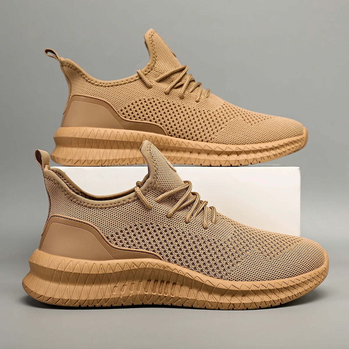 Men Casual Shoes Anti Slip Wear-Resistant Breathable Cushioning Non Slip Blocking Design Versatile Comfortable Shoes Man