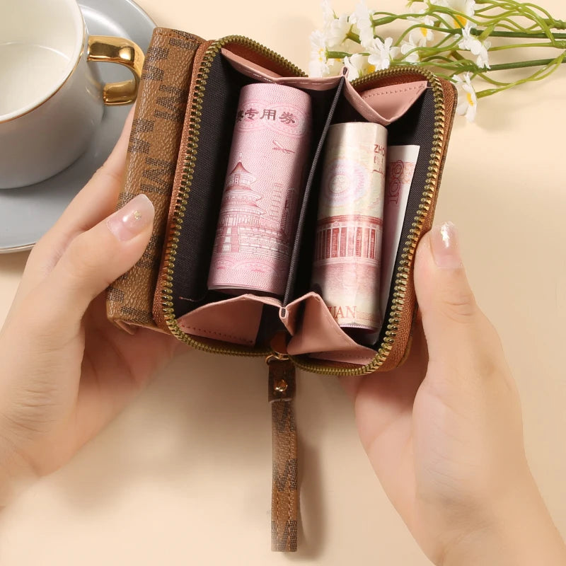 2025 Women's Wallet Short Style Trendy New Three-Fold Fashion Simple Alphabet Portable Multi-Card Holder P