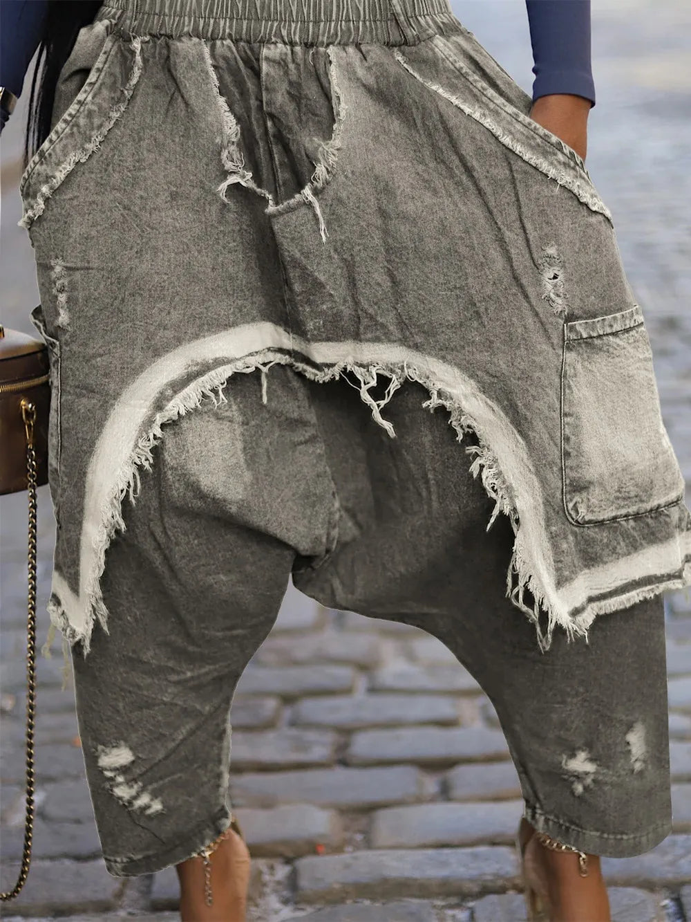 Jeans Women Harem Pants Hole Elastic Waist Tassels Washed Distressed Pockets Streetwear 2025 Ripped Ankle Length Trousers