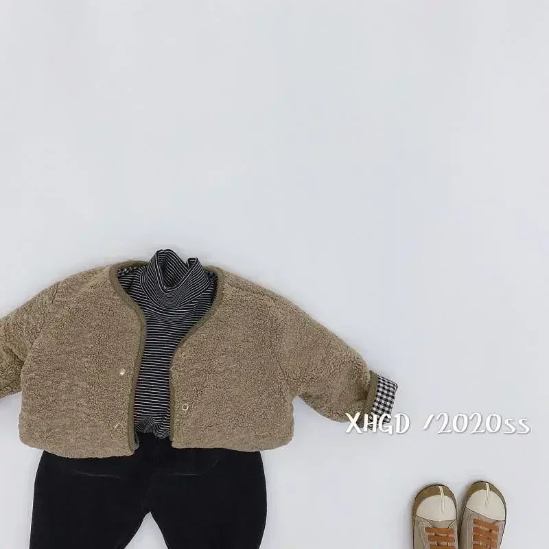 Neue Herbst- und Winterjacke für Kinder: Warme, beidseitig tragbare karierte Plüschjacke, Winterkleidung für Mädchen
