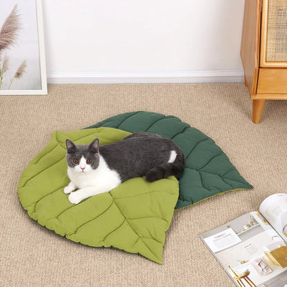 Leaf Shaped Pet Bed Mat Soft Cotton Double Sided Cushion Washable Non-slip Sleep Blanket Floor Rug Warm Sleeping Pad