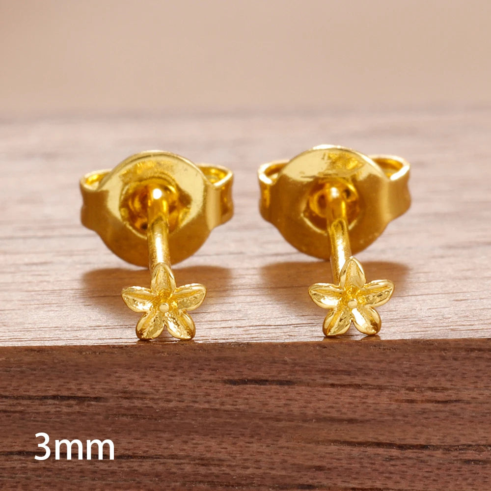 Exquisite Gold Color Simple Small Flower Stud Earring For Women Cute Hypoallergenic Daily Wear Ear Piercing Jewelry Wholesale