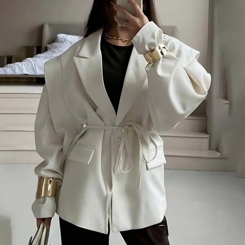 Temperament Commuter Women's Suit Coat 2025 Spring Autumn New Casual Solid Color Fashion Waist Strap Shoulder Cushion Suit Coat
