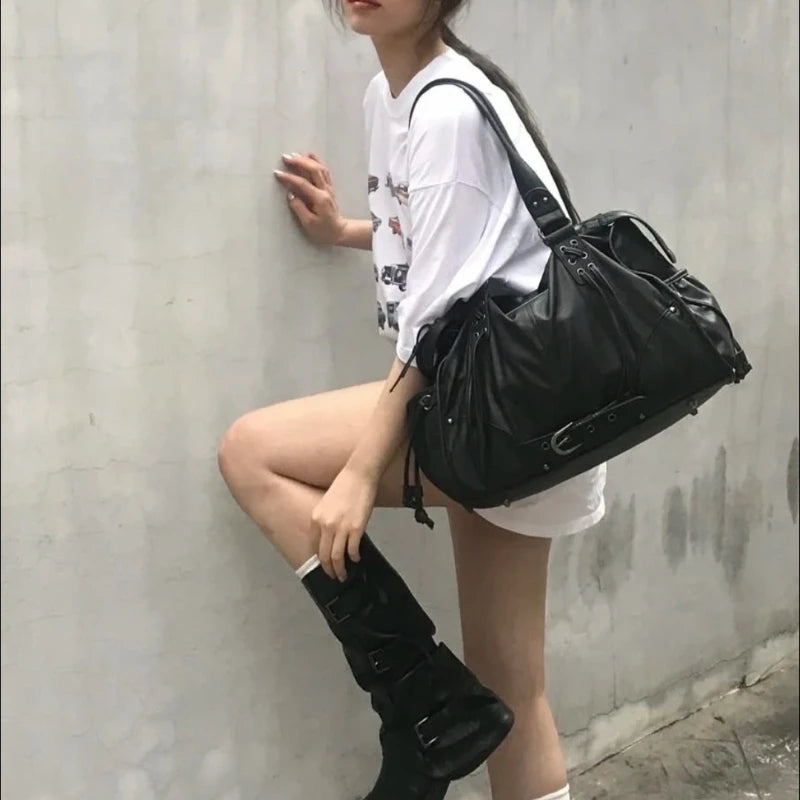 Retro Women's Motorcycle Handbag Brand Tassel Design High-end Shoulder Pillow Bag Trendy Large Capacity Underarm Bag Women's Bag