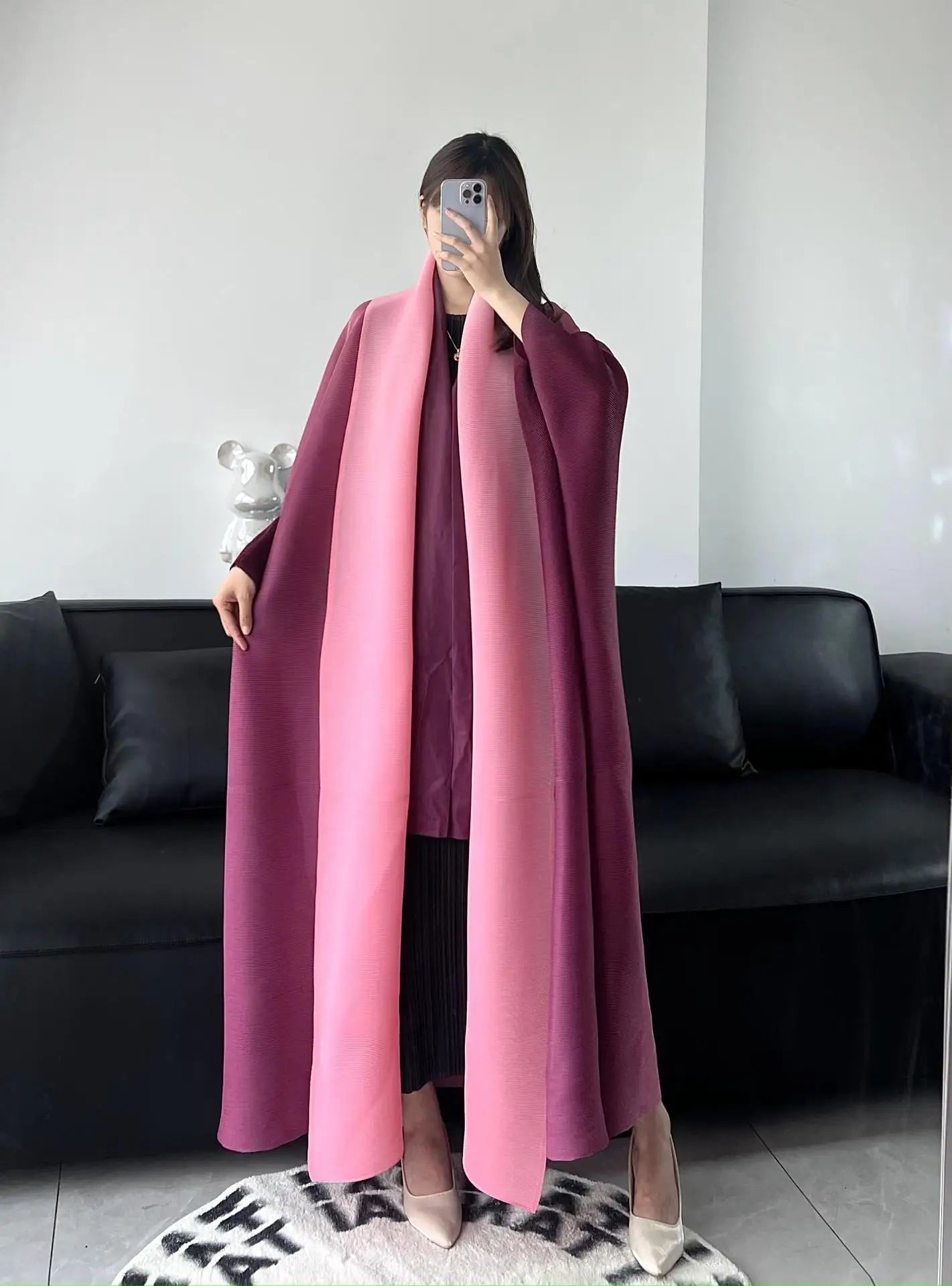 YUDX Wrinkled Women's Windbreaker Jacket Bat Sleeve Scarf Collar Gradient Long Robe Fashion Retro Coats and Jackets Women