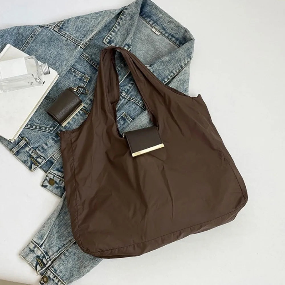 Reusable Mini Keychain Tote Bag Lightweight Eco-Friendly Foldable Shopping Bag Large Capacity Key Ring Expandable Reusable Bag