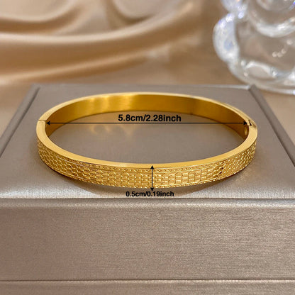 Greatera Retro Embossment Bracelet Flowing Cloud Pattern Heart Shape Simple Brushed Stainless Steel Women's Popular Cuff Bangle