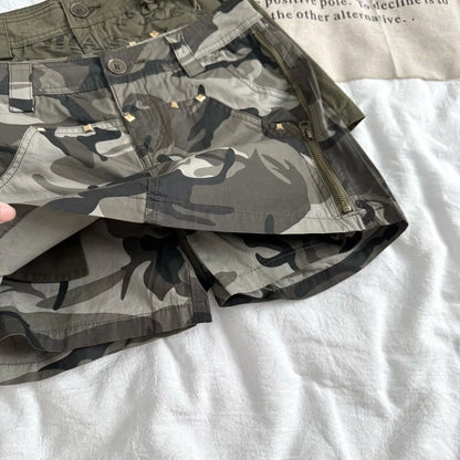 Y2K Fashion Mini Skirt Womens Harajuku Retro Camouflage Graphic Print Army Green Short Skirt Goth Multi Pockets Low Waist Shorts