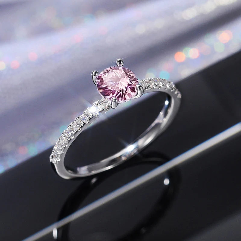 Huitan 4-Prong Setting Cubic Zirconia Wedding Ring for Women Simple Fashion Proposal Band Accessories Timeless Design Jewelry