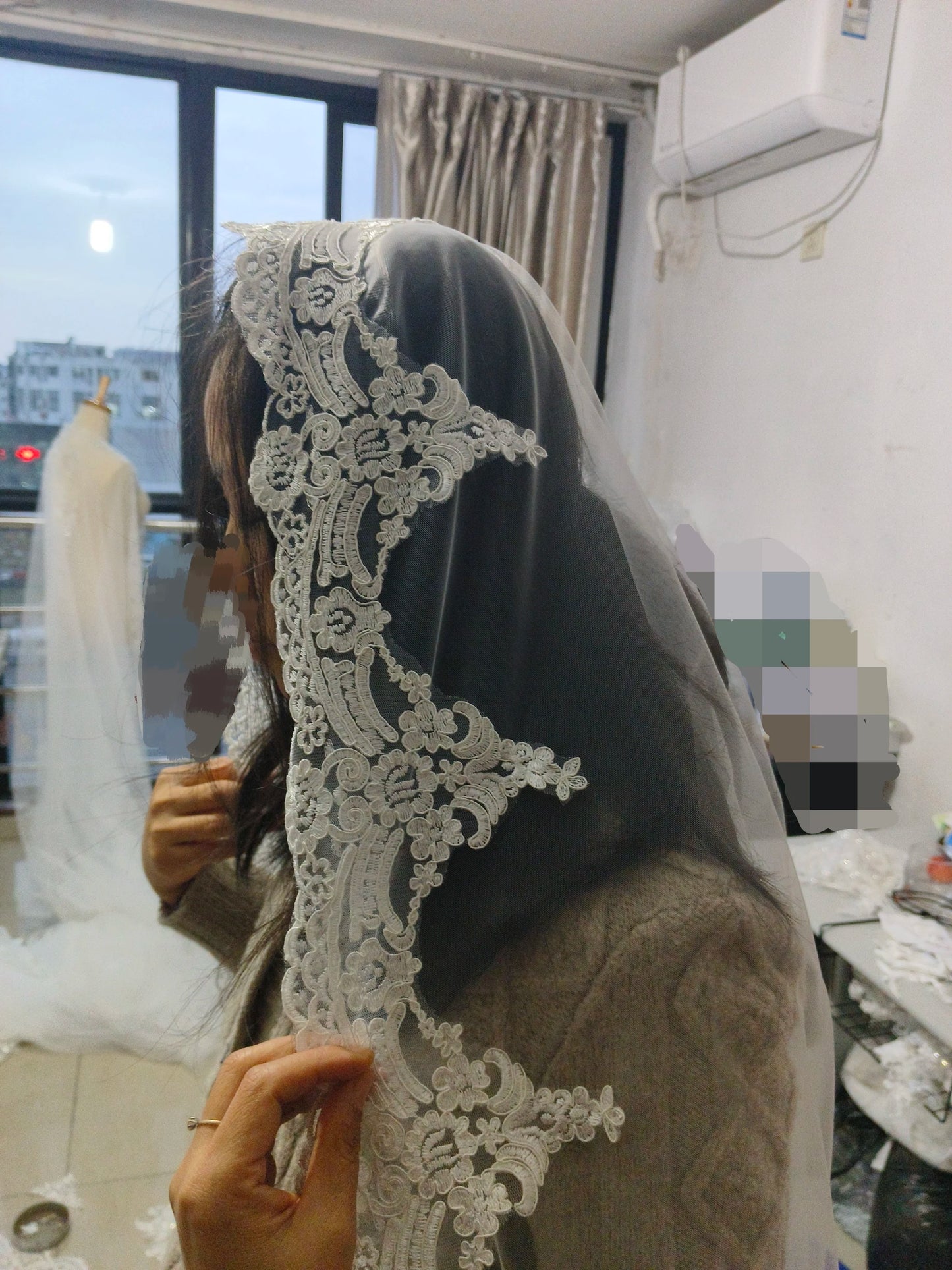 1 Tier Mantilla Wedding Veil With Comb Full Lace Edge Long Scalloped Floral Elegant Bridal Veils White Ivory Fingertip 2m 3m 4m
