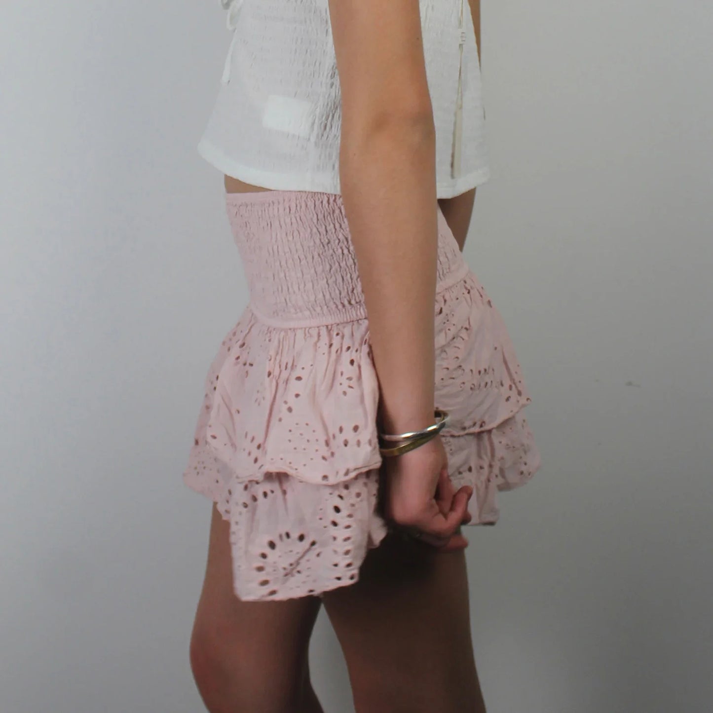 Women A-Line Pointelle High Waist Layered Ruffle Skirt Shirred Mini Skirt Summer Solid Color Sweet Skirts Black/White/Pink