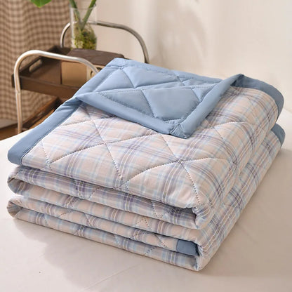 Summer Thin Comforter Soft Air-Conditioned Four Season Comforter Machine Washable Single Double Blanket Ultrasonic Quilted Quilt