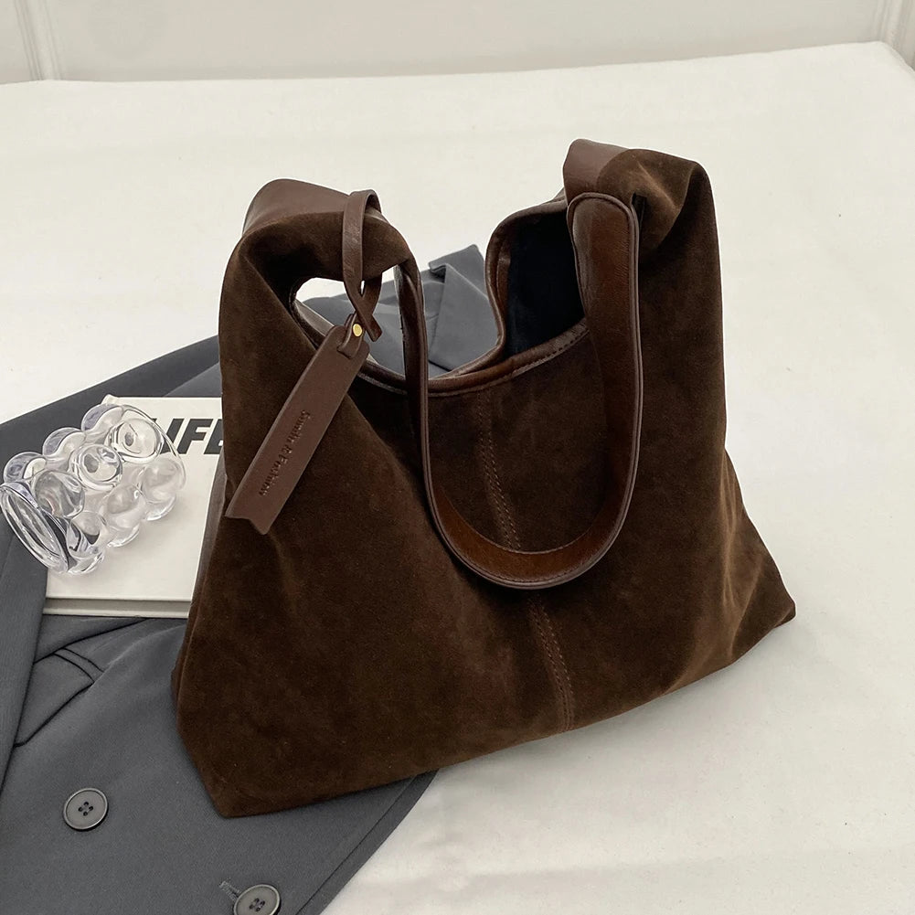 Women Suede Tote Bag Magnetic Closure Shoulder Bag Slouchy Retro Handbag Large Capacity for Work Travel （Velvet+PU）