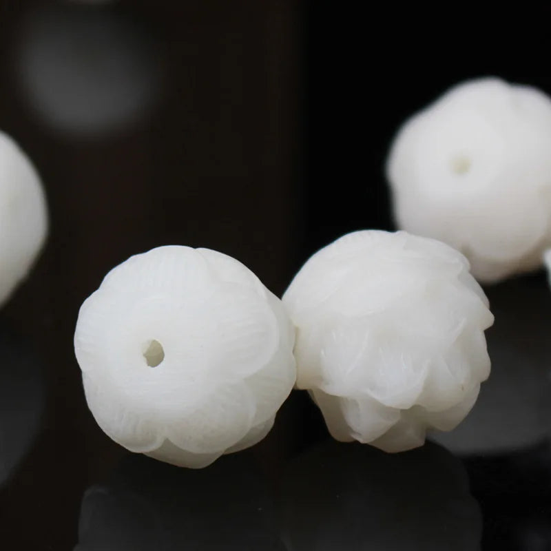 2pcs Natural Bodhi Seed Carved Lotus Charm Beads 17-18mm Handicarft Pendants/Garments/Tassel/Jewelry Flower Spacers DIY Unisex
