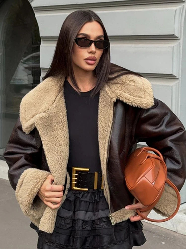 Vintage Furry Leather Women Winter Coats Big Lapel Long Sleeve Zipper Warm Outerwear 2025 Winter Chic Lady Street Short Jackets