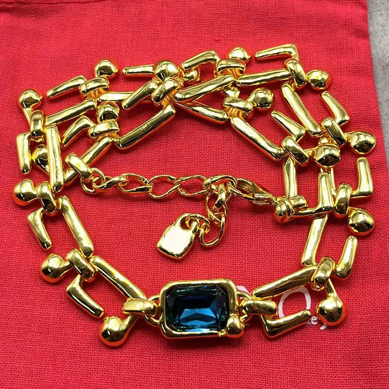 Jewelry Handmade Se . Necklaces and bracelets in gold/silver tones with crystal pendants and chain designs.