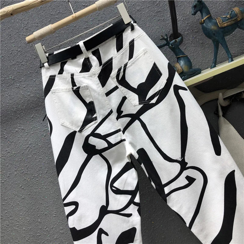 Jeans for women Streetwear Fashion Graffiti Print Jeans Pocket High Waist Washed Jeans Female 2024 Spring Loose Straight Pants