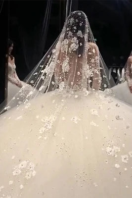 Luxury Appliques Wedding Veil 3D Flowers Pearls Bridal Veils Chapel Length Elegant beaded Bride Veils Wedding Accessories