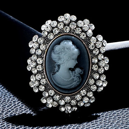 SHMIK Vintage Palace Style Relief Beauty Pendant Crystal Badges Brooch For Women Elegant Retro Middle Design Pin Jewelry