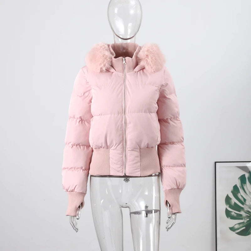 Fashion Women's Faux Fur Hooded Quilted Coat 2025 Winter Full Sleeve Zipper Pocket Cropped Jacket Chic New Lady Padded Outerwear