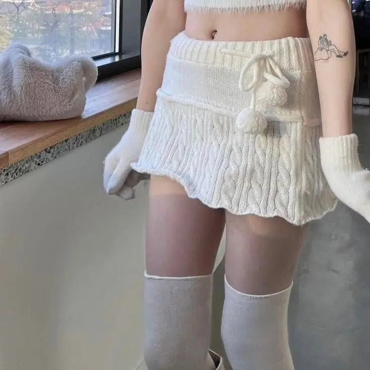 Women's Knitted Mini Skirt with Pom Pom Cable-knit Sweater Skirts Miniskirt Y2K Soft Girl Christmas Outfit