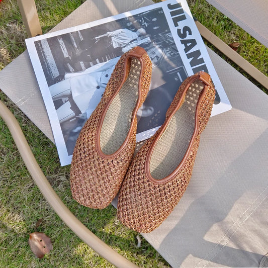 Flat Shoes for Women Spring and Autumn 2025 Breathable Hollow Flat Square Toe for Women Shallow Mouth Beach Sandals for Summer
