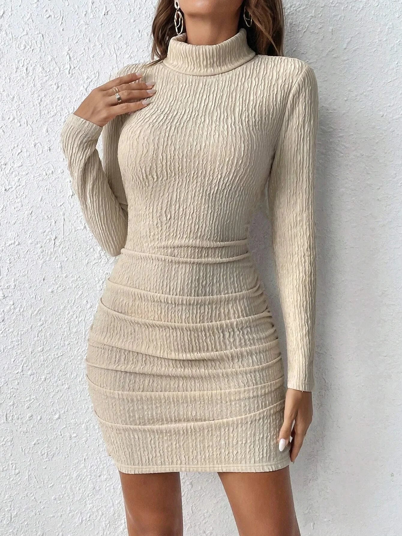 Fashionable Casual High Collar Pleated Tight Dress Elegant Women's Clothing Comfortable Fit Maxi Dress