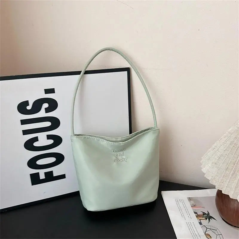 NEW Women's High Capacity Handbag Underarm Handbag Shoulder Bag Waterproof Embroidered Letters Underarm Bag Tote Bags