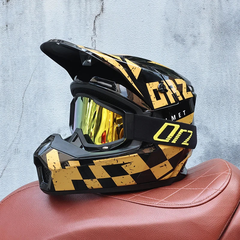 903-Motorcycle off-road helmet, fully covered electric vehicle, pulling full helmet, mountain downhill, all season