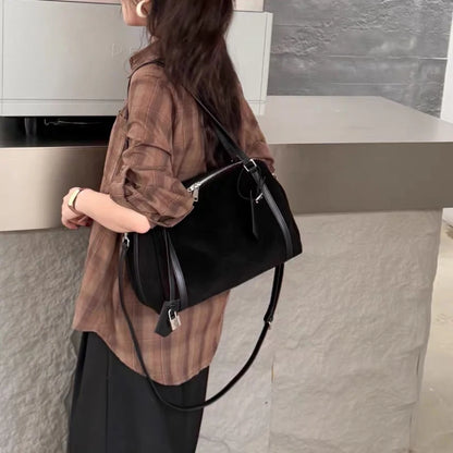 2025 Blogger Hot Boston Pillow Bags Women Genuine Leather Shoulder Tote Bag Large Capacity Soft Pillow Design Commute Daily Bags