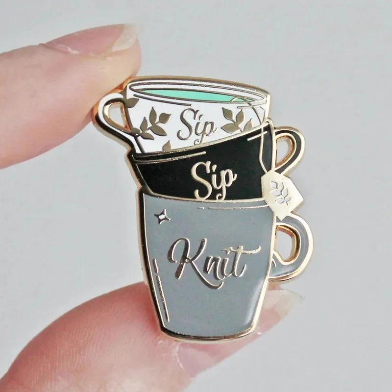 Lovely Delicate Cup Badge Personalized Creative Alloy Enamel Brooch Fashion Clothing Decorative Lapel Pin Boutique Metal Gift