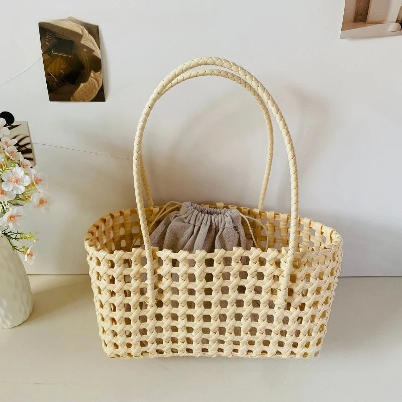 1pcs Plastic Hollow Weave Bag Countryside Style Large Capacity Beach Tote Bag Bucket Bag Bohemian Style Woman PVC Handbag Summer