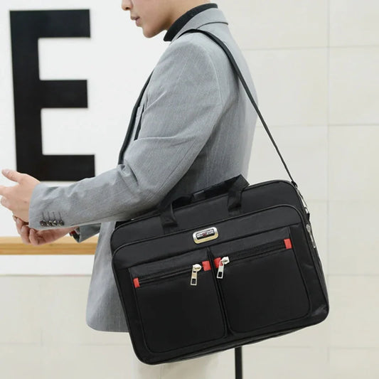 Sacoche fourre-tout simple pour homme, idéale pour les voyages, compatible avec les ordinateurs portables jusqu'à 15,6 pouces. Grande capacité, bandoulière et idéale pour les voyages.