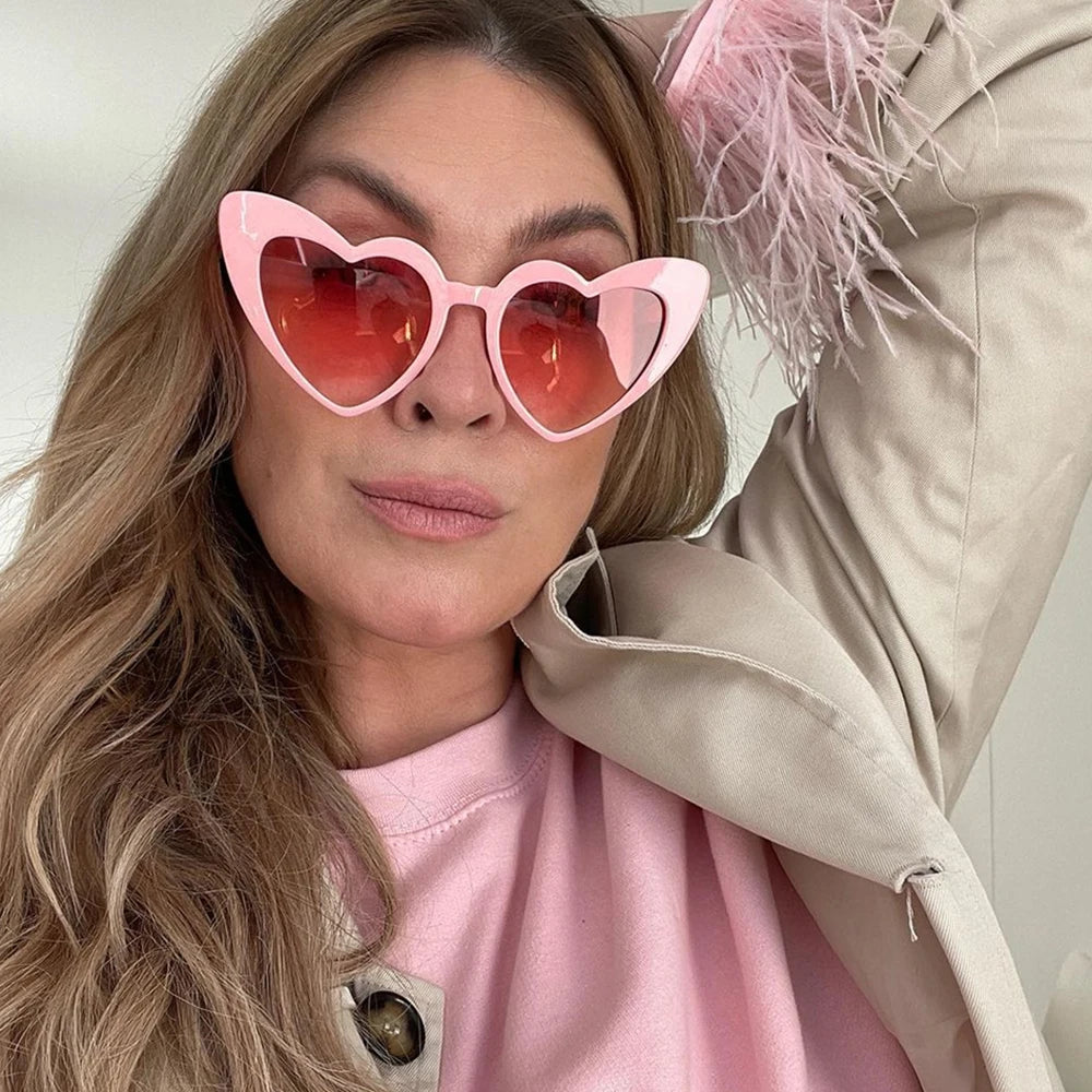 Heart Sunglasses Women Big Frame Personality Sun Glasses Sexy Cute Eyeglasses Gradient Lens Brand Designer Shades Oculos De Sol