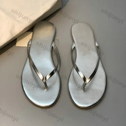 Women Flip Flops 2025 Summer New Comfortable Breathable Soft Bottom Beach Muje Lightweight Fashion Outdoor Slip on Casual Flats