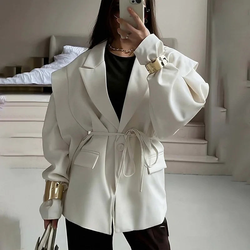 Temperament Commuter Women's Suit Coat 2025 Spring Autumn New Casual Solid Color Fashion Waist Strap Shoulder Cushion Suit Coat