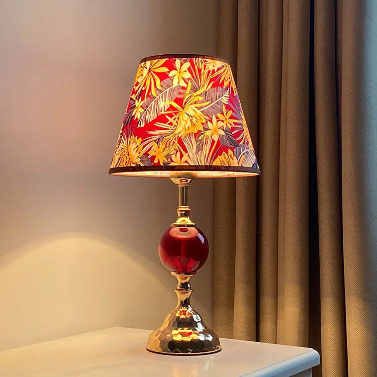 Bedroom desk lamp, warm and romantic, light luxury, retro American wrought iron, simple modern bedside lamp