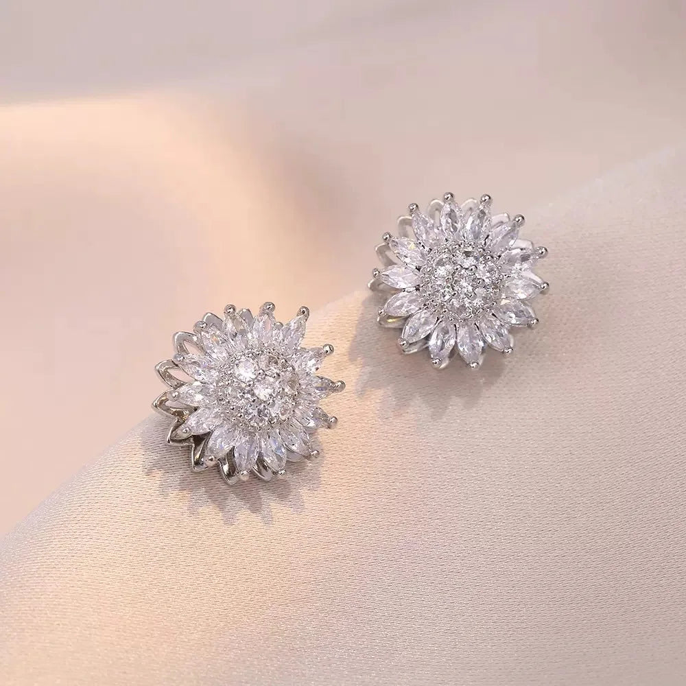 Trendy Rotation Spin Sunflower Stainless Steel Zircon Necklaces For Women Metal Crystal Necklace Party Birthday Gifts Jewelry