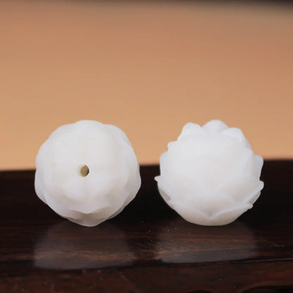 2pcs Natural Bodhi Seed Carved Lotus Charm Beads 17-18mm Handicarft Pendants/Garments/Tassel/Jewelry Flower Spacers DIY Unisex