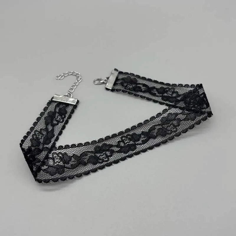Short Lace Choker Nekclace for Women Girl Black White Color Fashion Romantic Necklace Gift for Party Wholesale Neck Jewelry