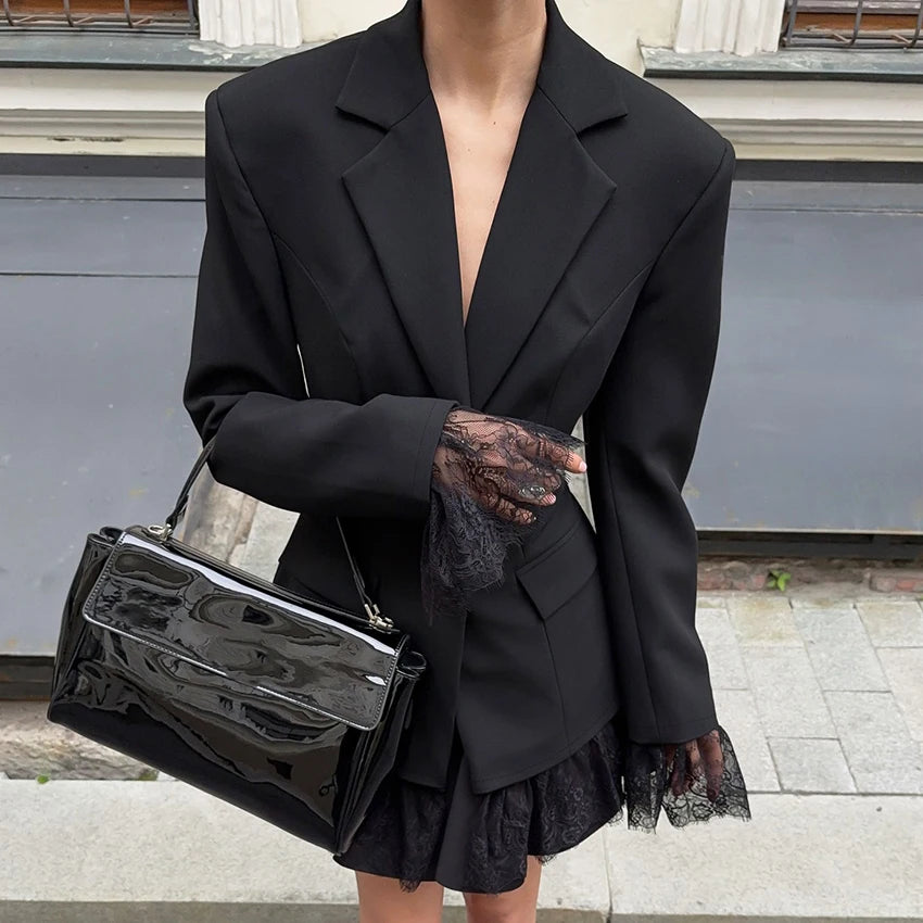 Linad Vintage Black Slim Lace Coats For Women Elegant Notched Collar Jackets Street Chic Long Sleeve Outerwear Lady 2025 Autumn