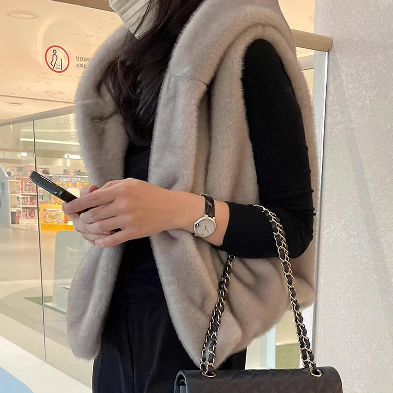 Chic Autumn Winter Vintage Hooded Mink Fur Vest Loose Versatile Women's Jaet Coat Soft Plu Comfortable Casual Outerwear